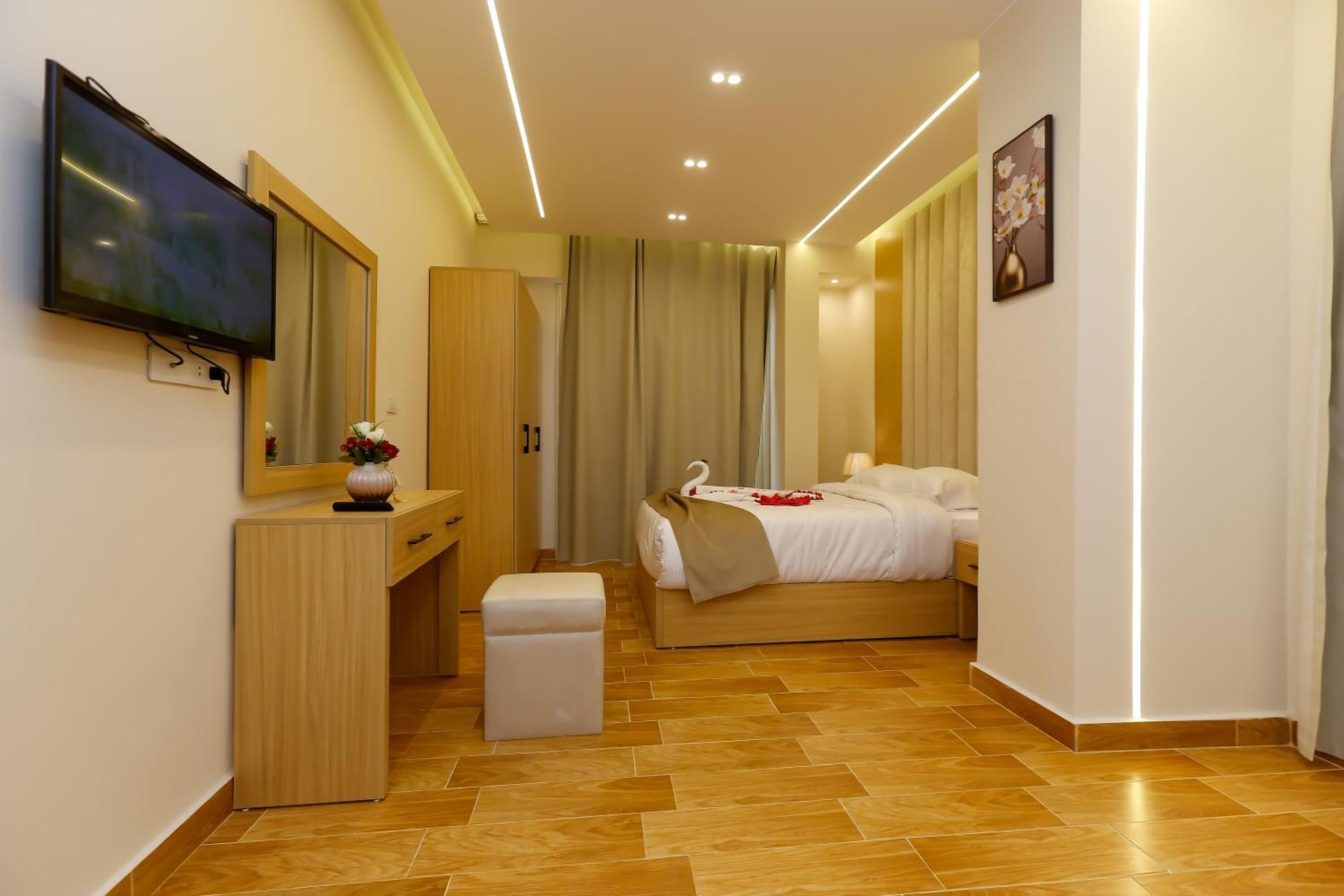 Rizk Pyramids View Hotel Kafrat al Jabal Bagian luar foto